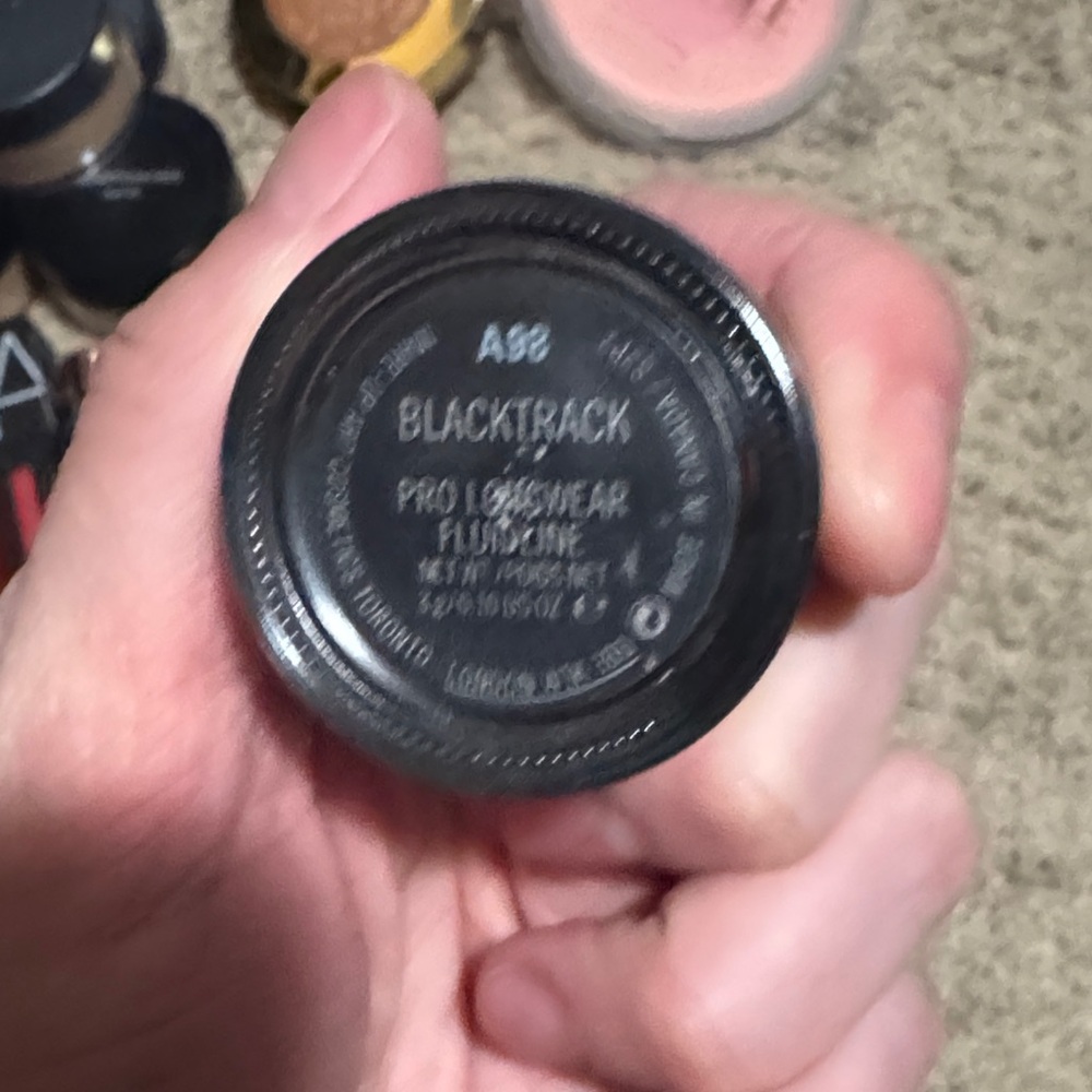 Makeup Bundle - Picture 8 of 16